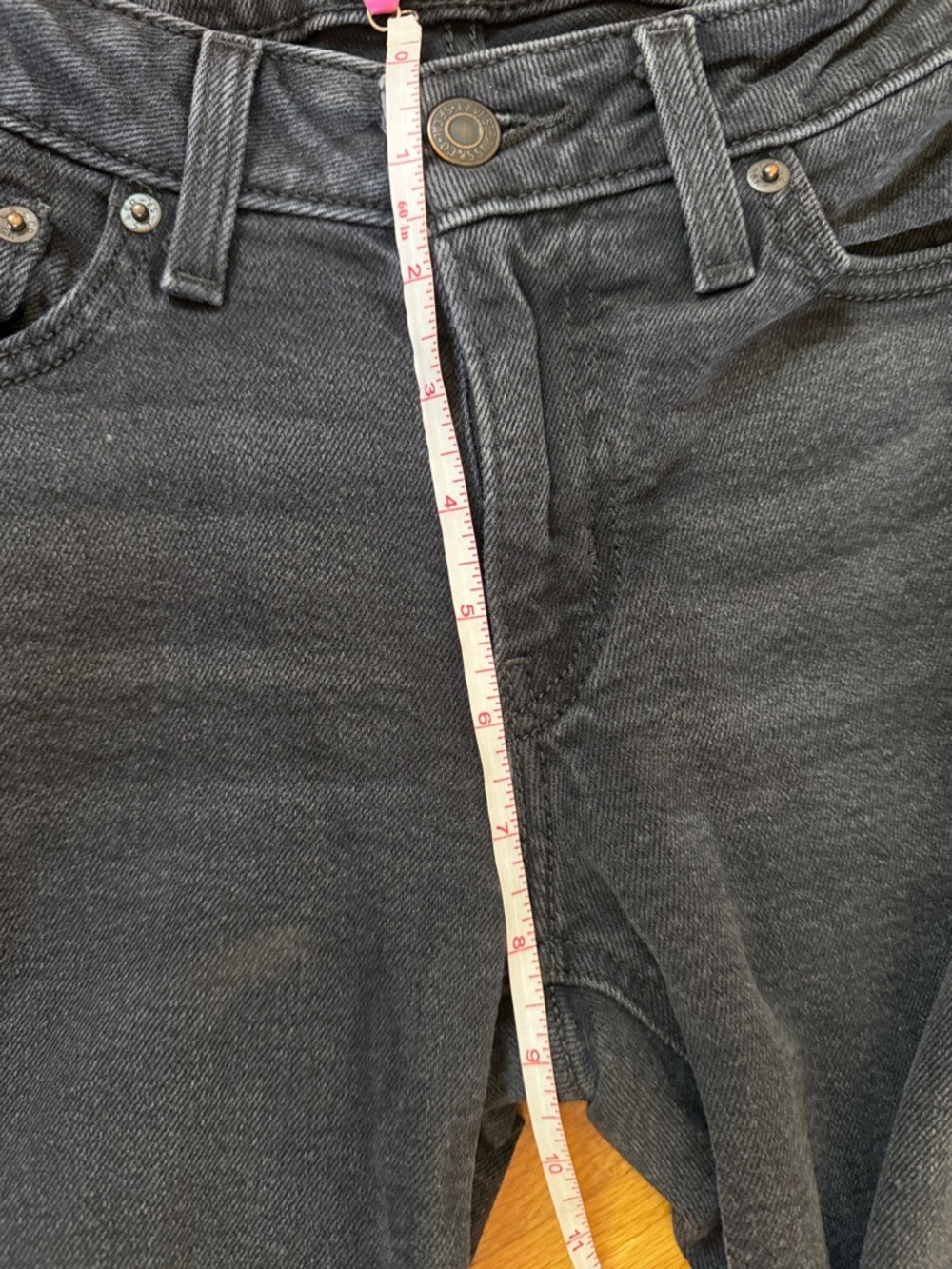 Levi’s Black Jeans 27 Gray Superlow Boot Cut Strauss stretch red tab W27 x L32 4 - Picture 12 of 15